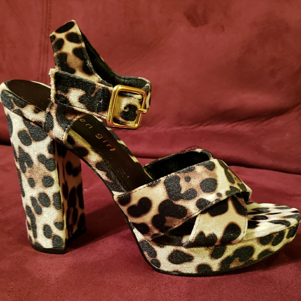 Madden Girl Animal Print Platform heels-7